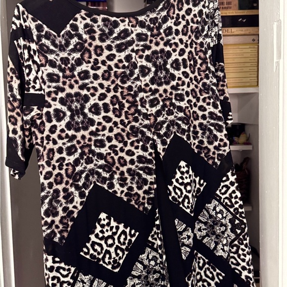 ✨ Fierce Vintage Style & Co. Top | Animal Print Statement Piece - Size M ✨ - Picture 11 of 15